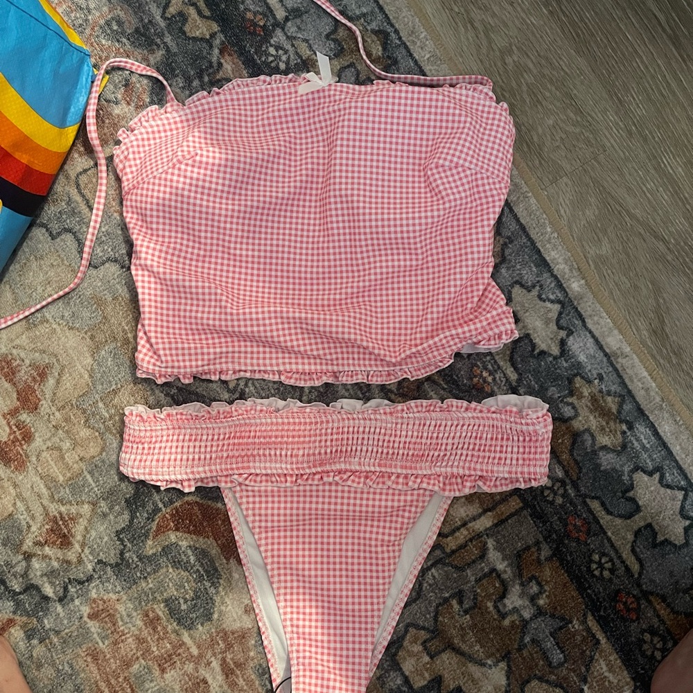 SHEIN Pink Gingham Bikini Set